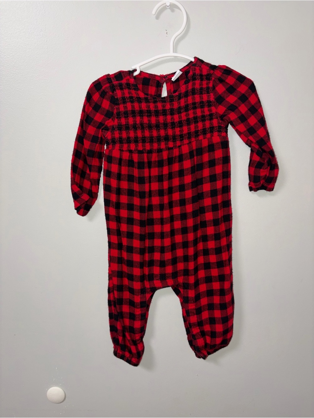 Old Navy Red & Black Buffalo Plaid Smocked Yoke Romper 12-18M Christmas Holiday